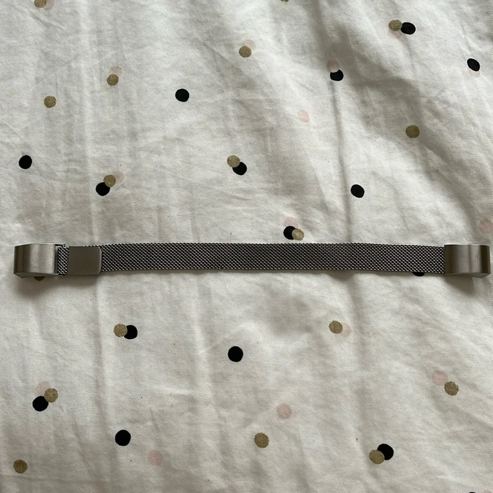 Magnetic Fitbit altra hr band